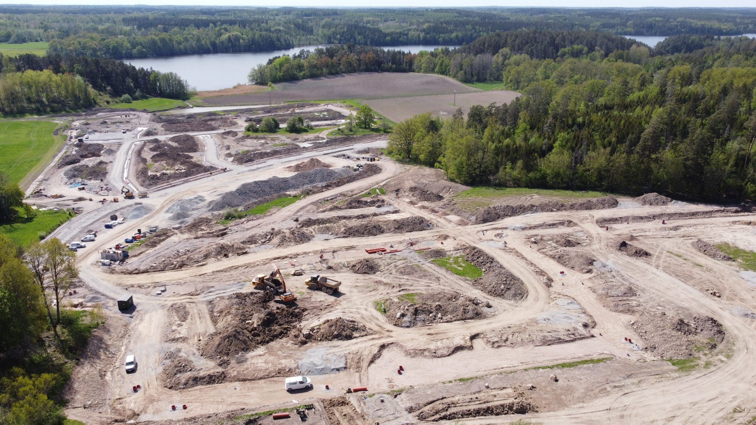 Flygbild över ett pågående markprojekt